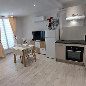  Appartement Lumineux Avec Parking Proche Monaco, Nice, Et Gare