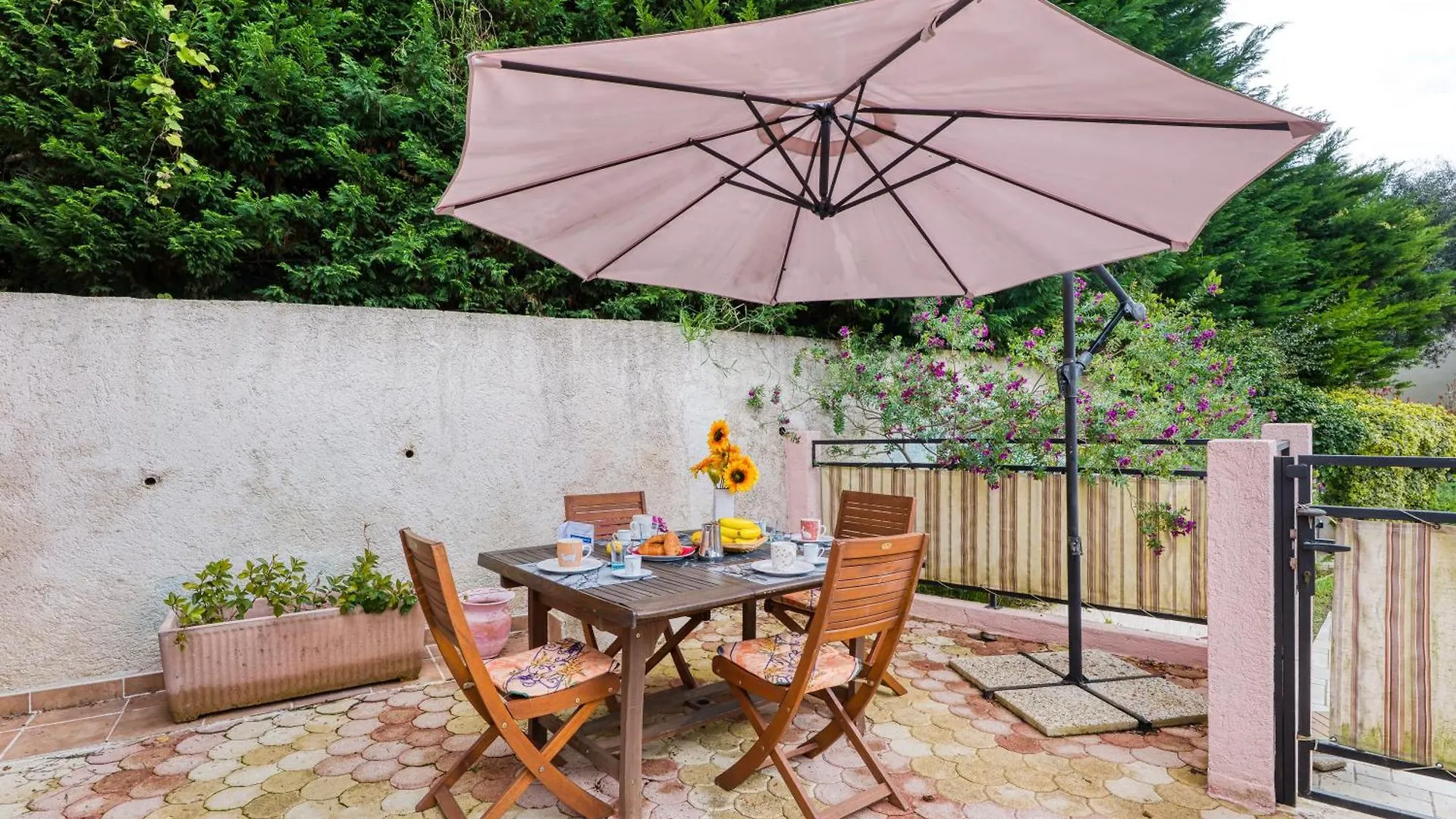 Maison Baousset - Happy Rentals Menton 0*,  France